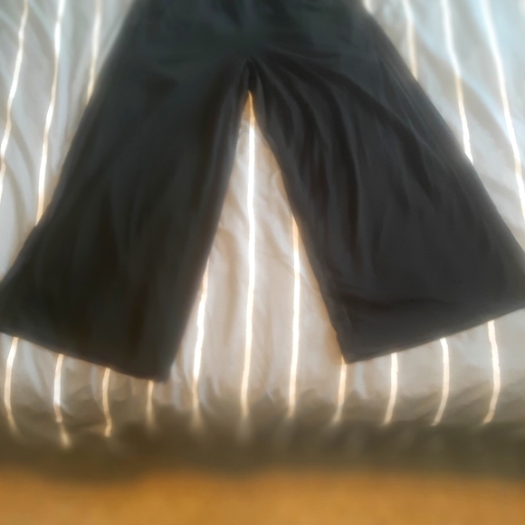 Wide leg cropped pants - Picture 1 of 3